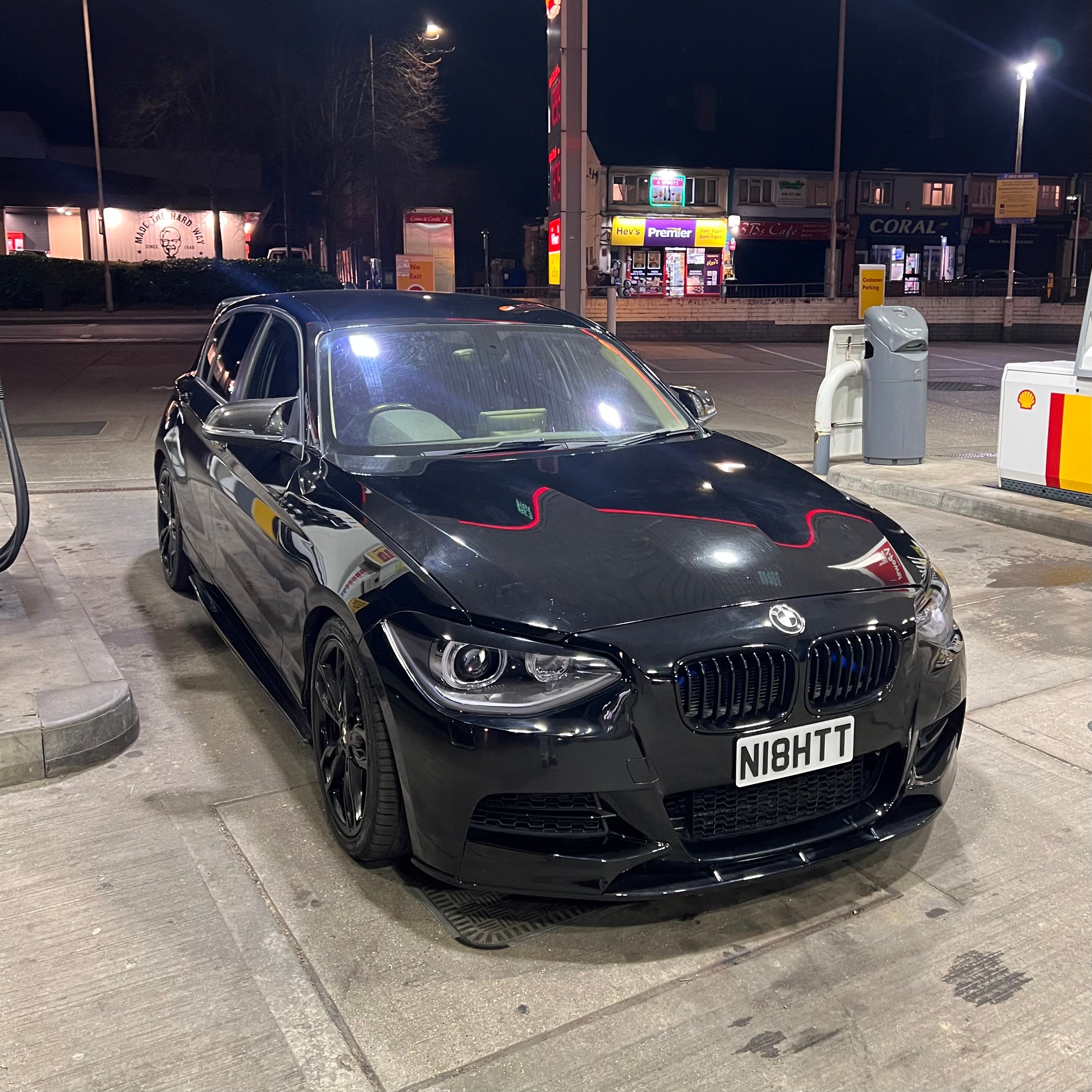 1 SERIES F20 GLOSS BLACK SINGLE SLAT FRONT GRILLS (11-14)